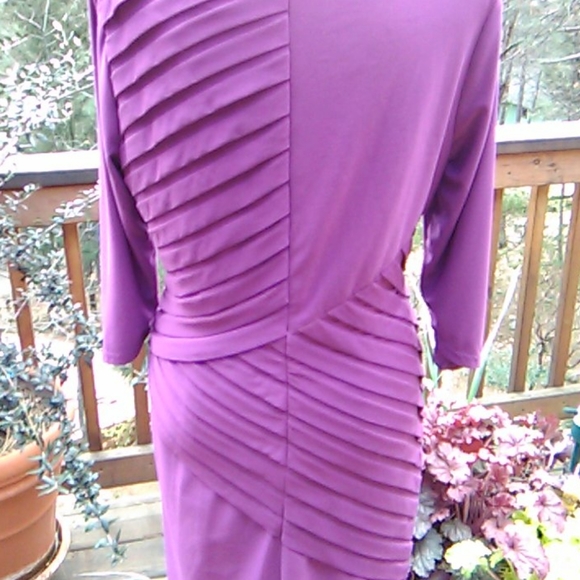 Adrianna Papell Dress - Picture 6 of 8